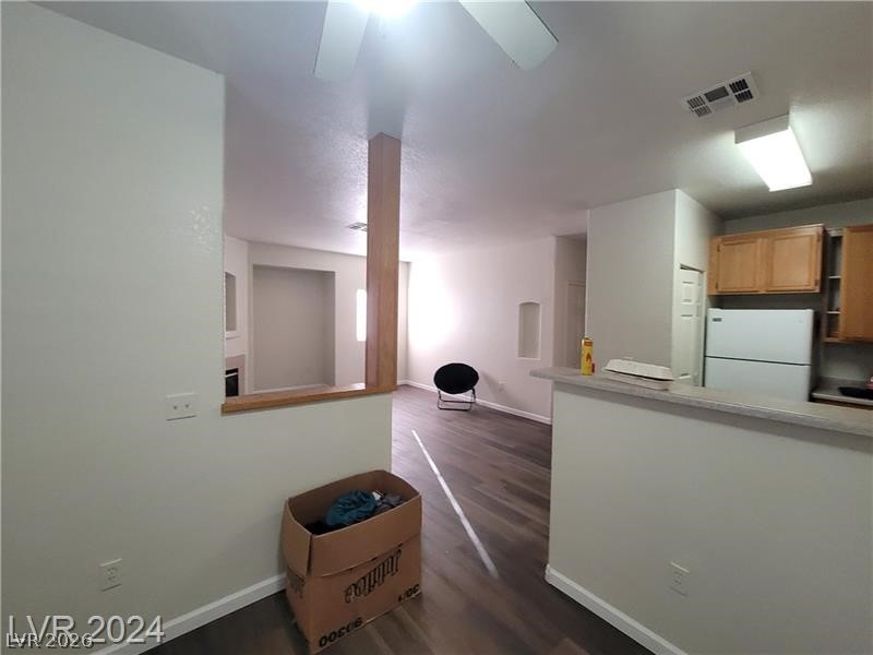 Photo 5 of 4730 E Craig Road #1106