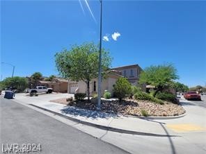 Photo 3 of 206 Valerian Street