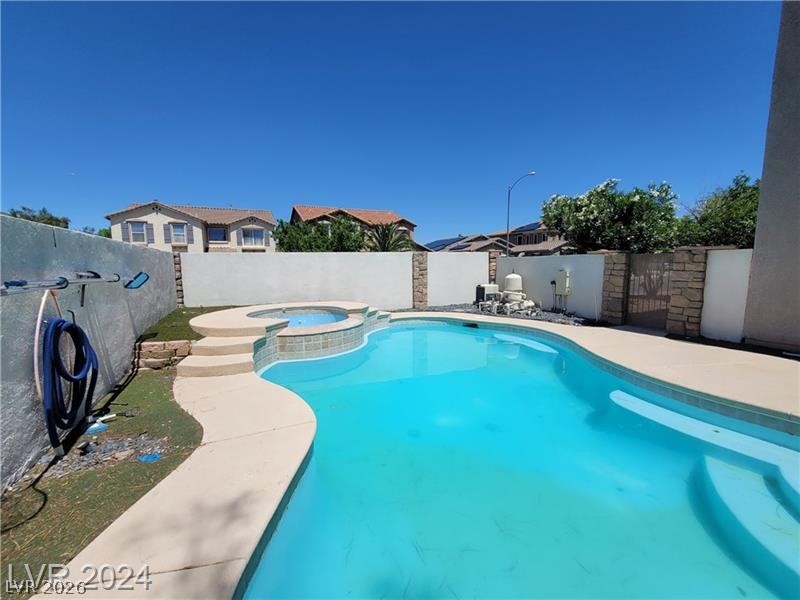 Photo 7 of 56, 206 Valerian Street