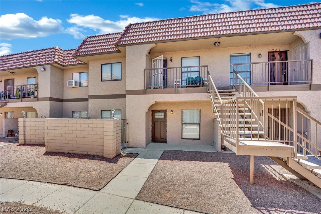 Photo 3 of 4300 N Lamont Street #278