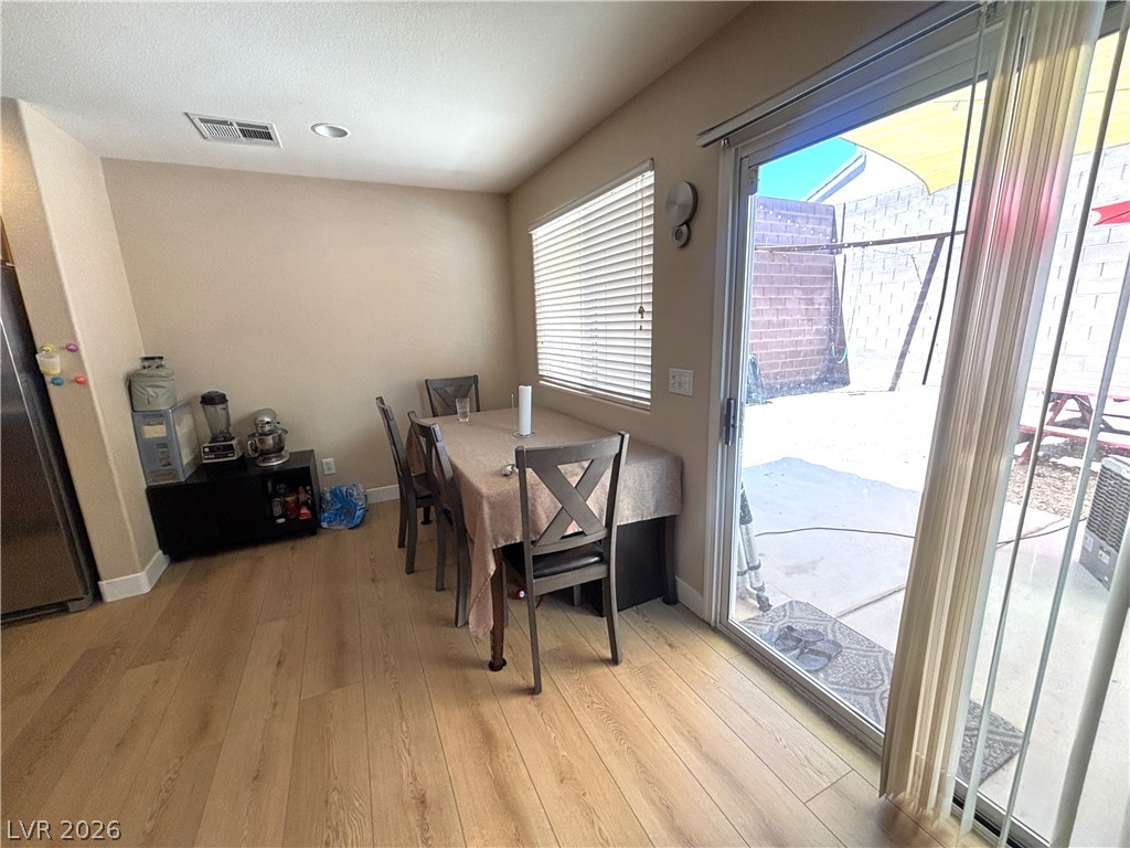 Photo 8 of 18, 6021 Banbury Heights Way