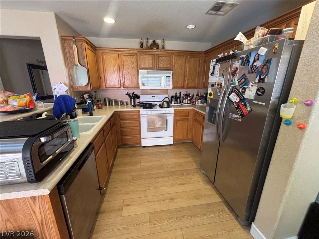 Photo 9 of 18, 6021 Banbury Heights Way