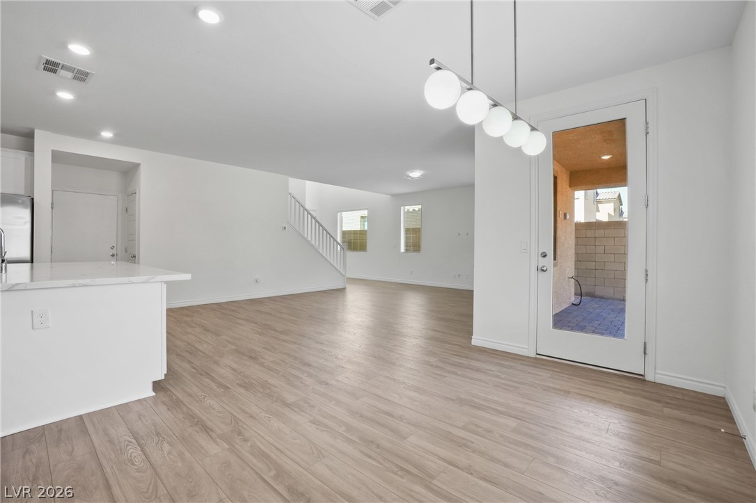 Photo 8 of 35, 1118 Junipine Avenue