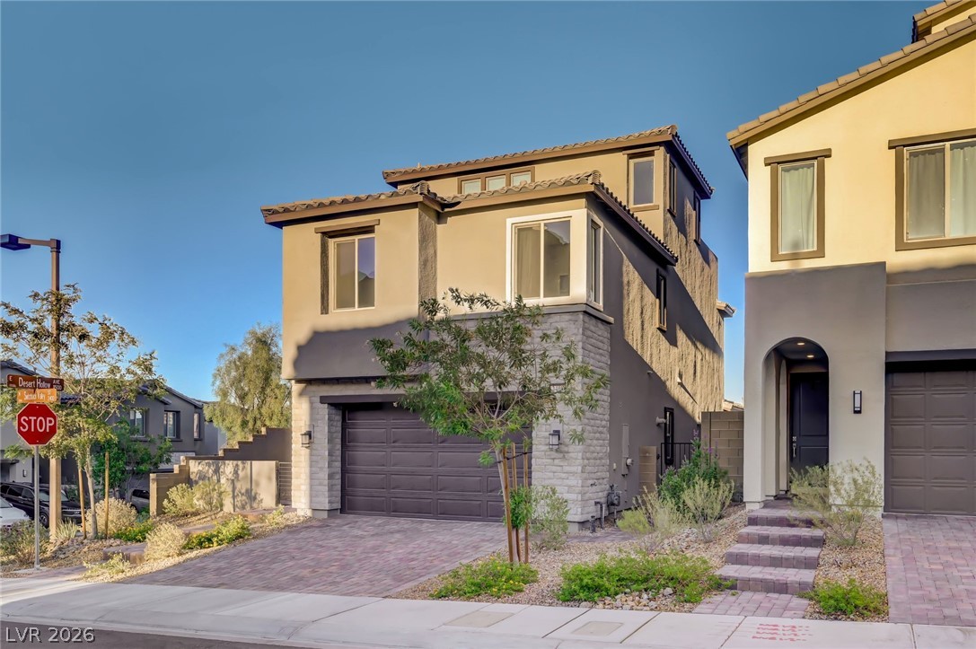 2408 Switchback Valley Street, Las Vegas 89138