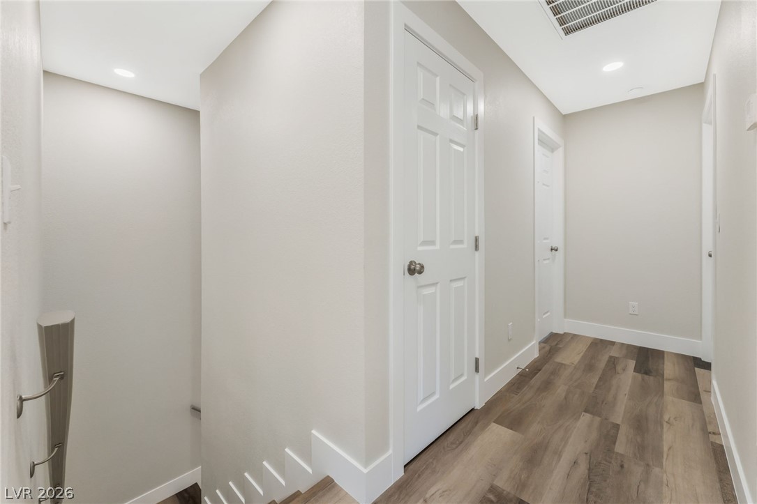 Photo 19 of 58, 1031 Palm Street