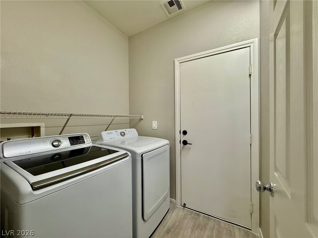 Photo 18 of 24, 9927 Ridgemill Street