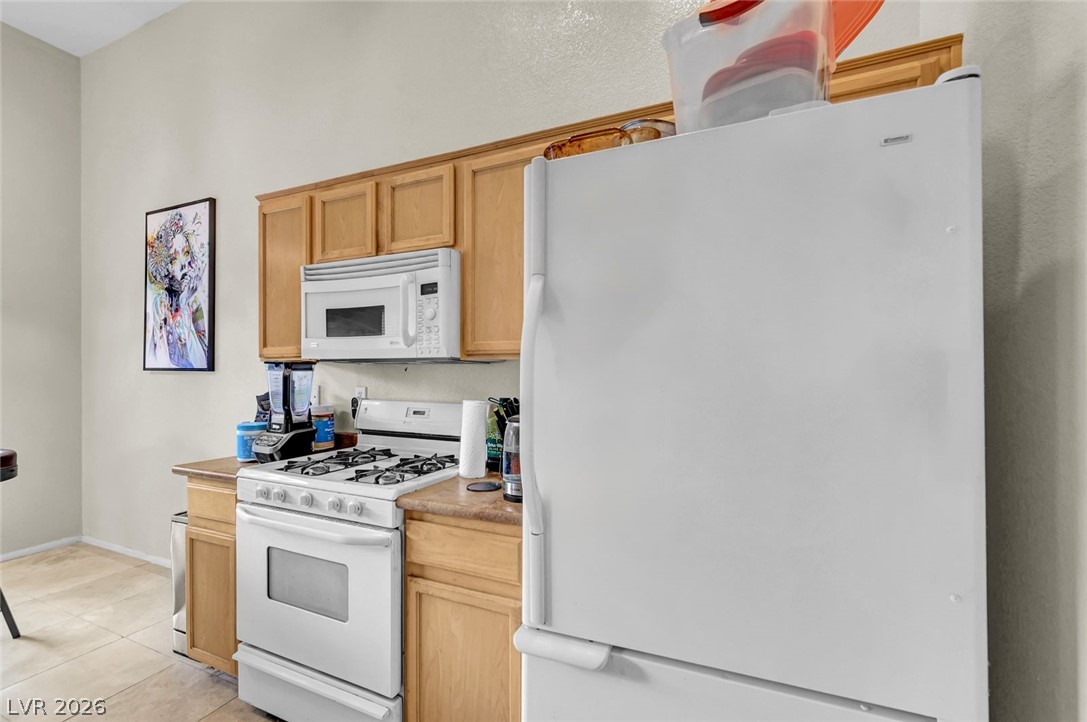 Photo 8 of 28, 3360 Cactus Shadow Street #201