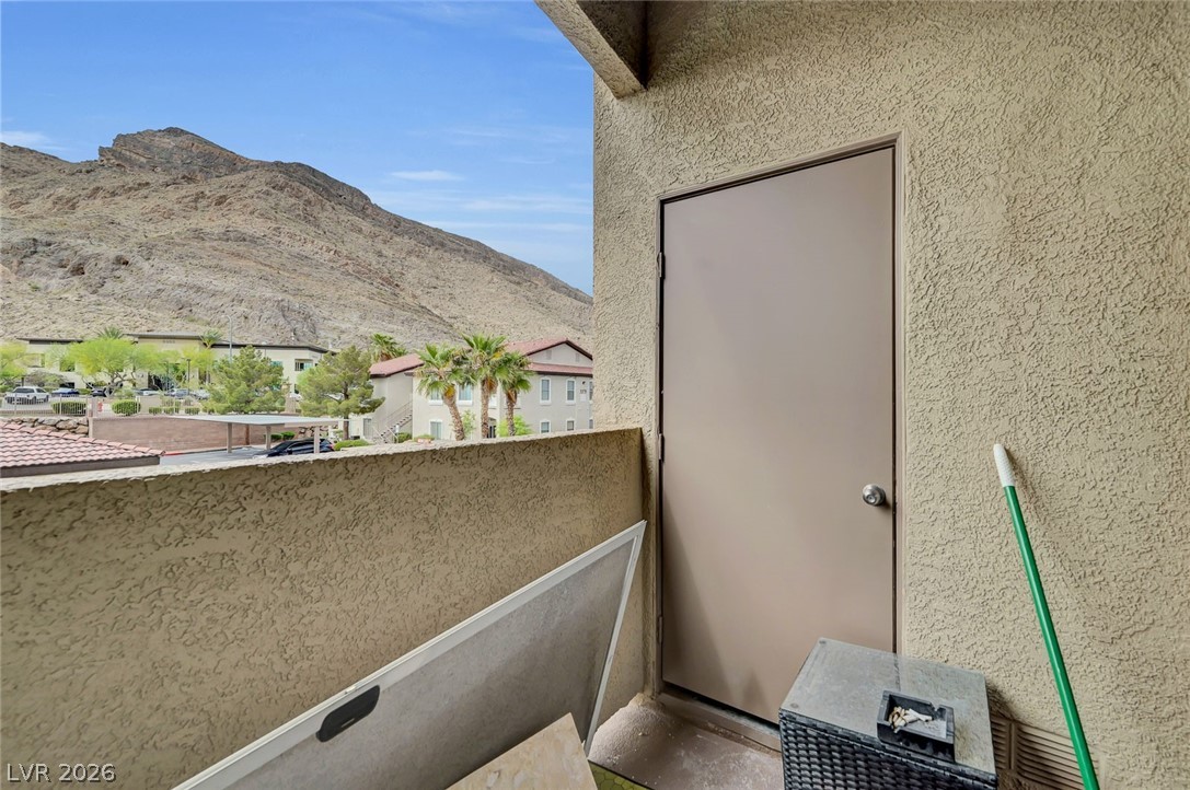 Photo 16 of 28, 3360 Cactus Shadow Street #201