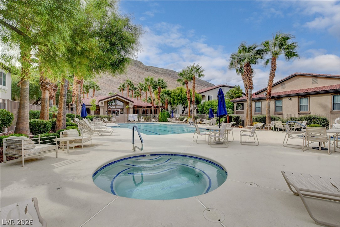 Photo 21 of 28, 3360 Cactus Shadow Street #201