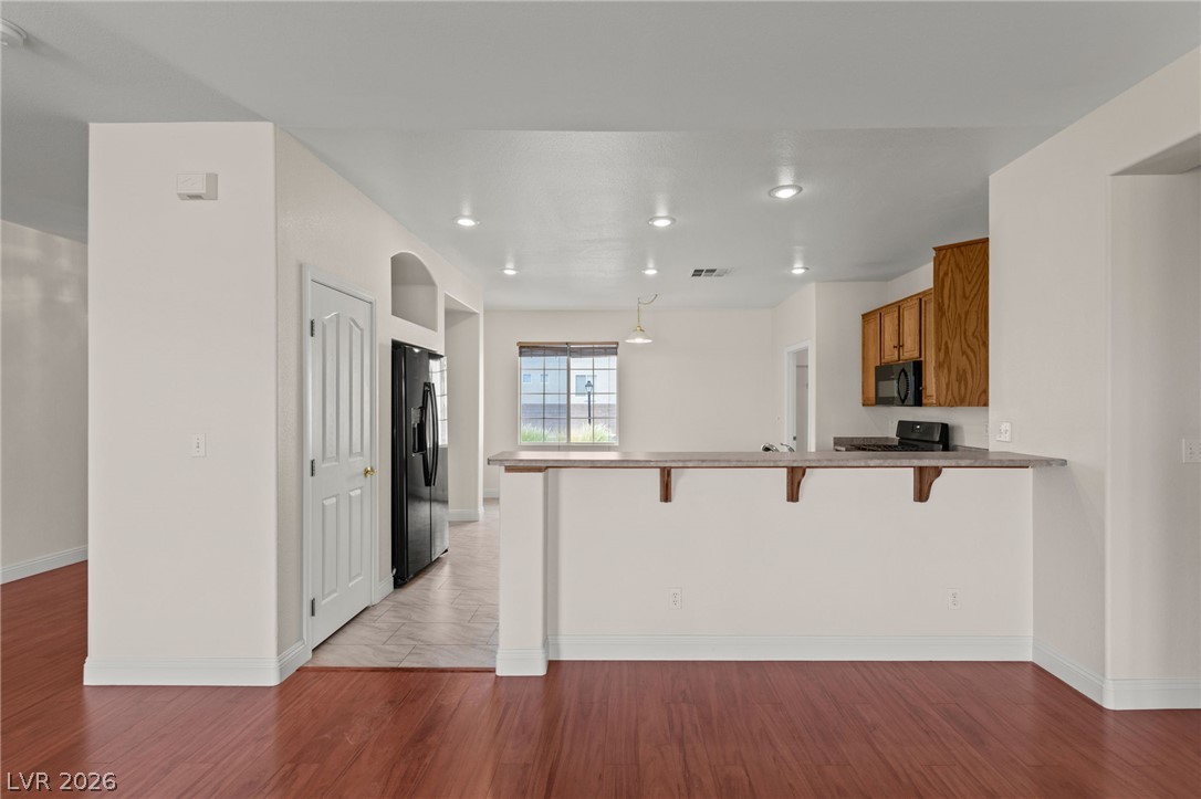 Photo 11 of 49, 4512 Dawn Peak Street
