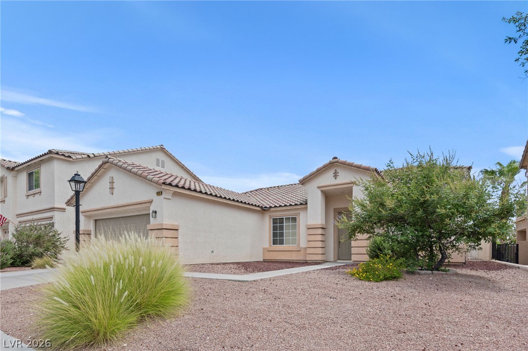 Photo 3 of 4512 Dawn Peak Street