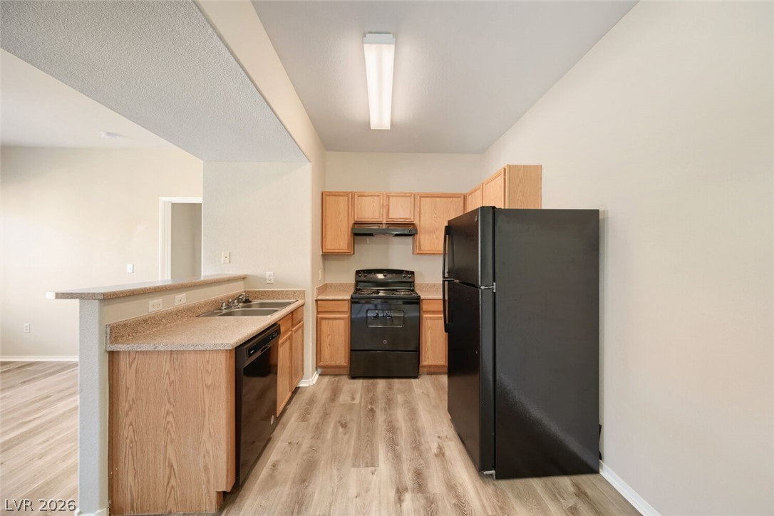 Photo 11 of 34, 2161 Hussium Hills Street #202