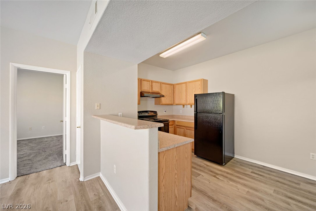 Photo 17 of 34, 2161 Hussium Hills Street #202
