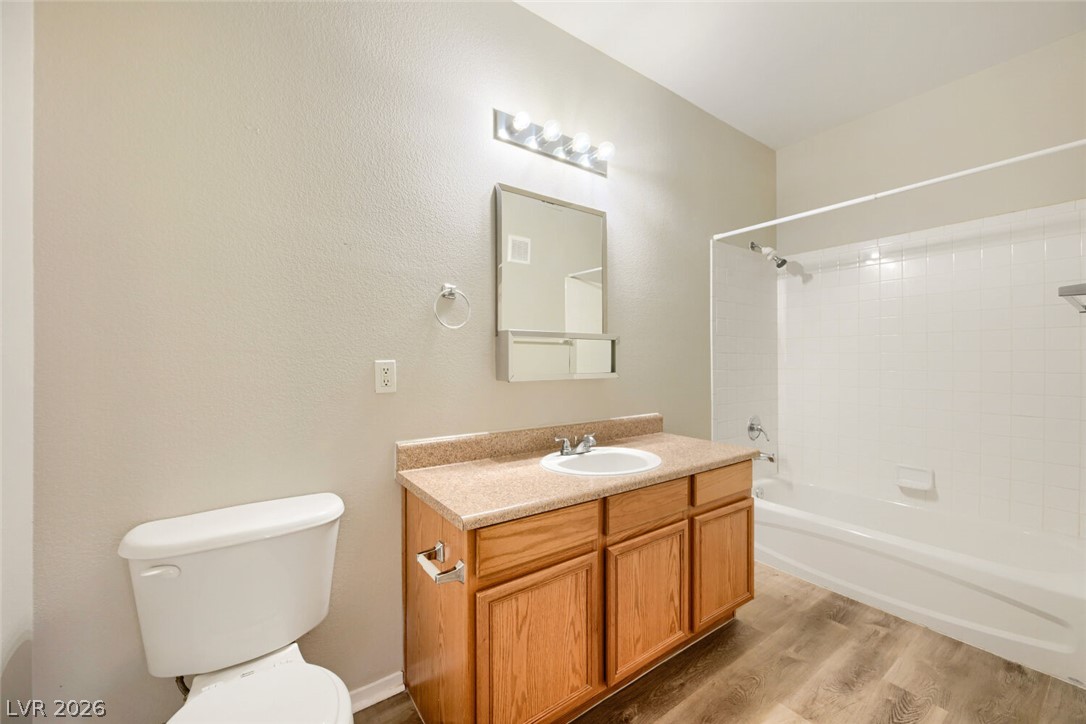 Photo 28 of 34, 2161 Hussium Hills Street #202