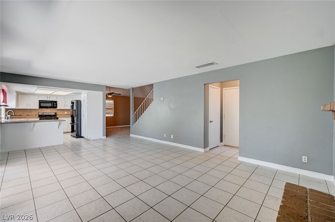 Photo 8 of 35, 845 Shoreview Drive