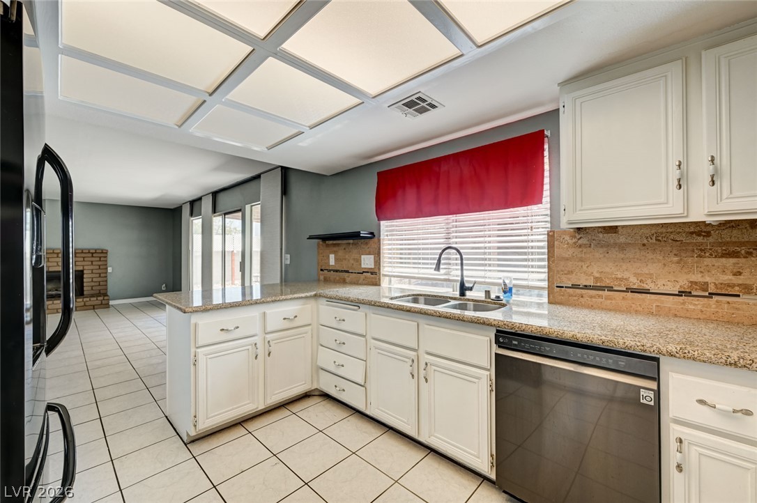 Photo 13 of 35, 845 Shoreview Drive