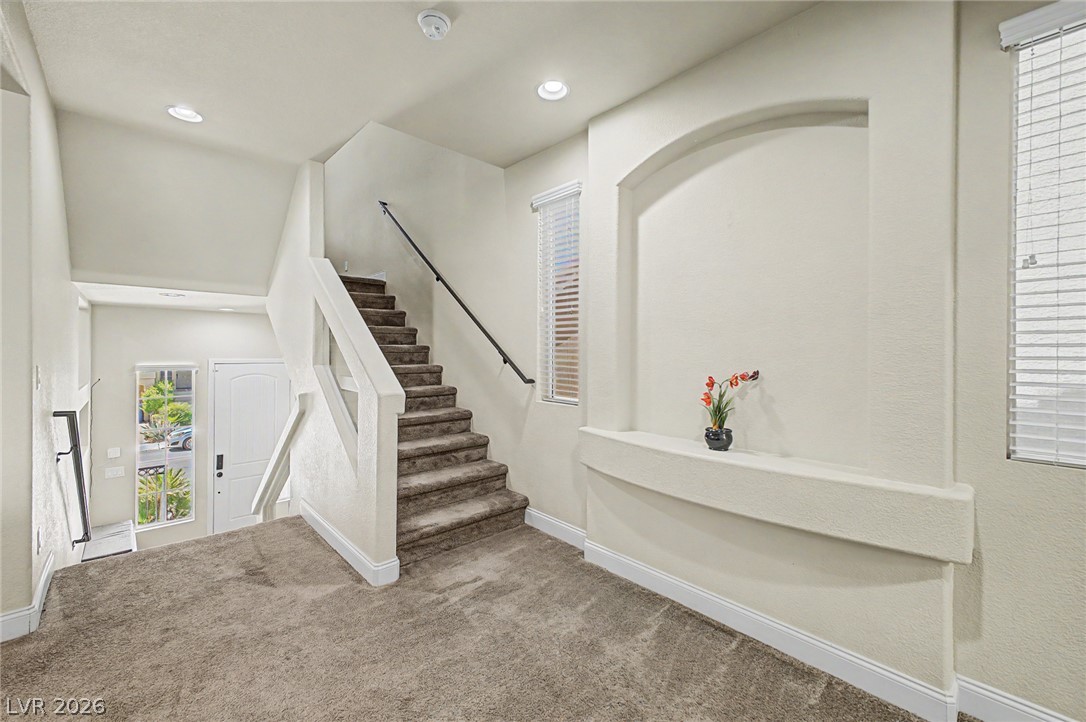 Photo 5 of 5448 Tulip Hill Avenue