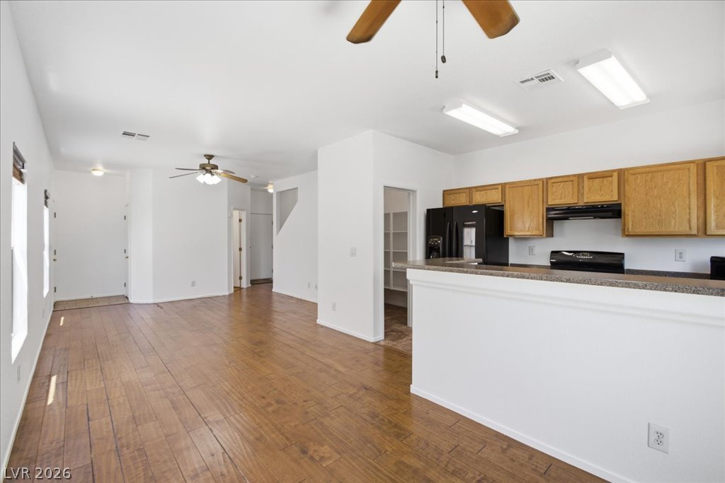 Photo 15 of 37, 1667 Lefty Garcia Way