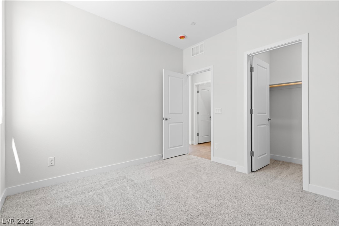 Photo 16 of 54, 1112 Boylston Avenue