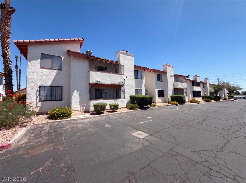 1701 E Katie Avenue #83, Las Vegas 89119