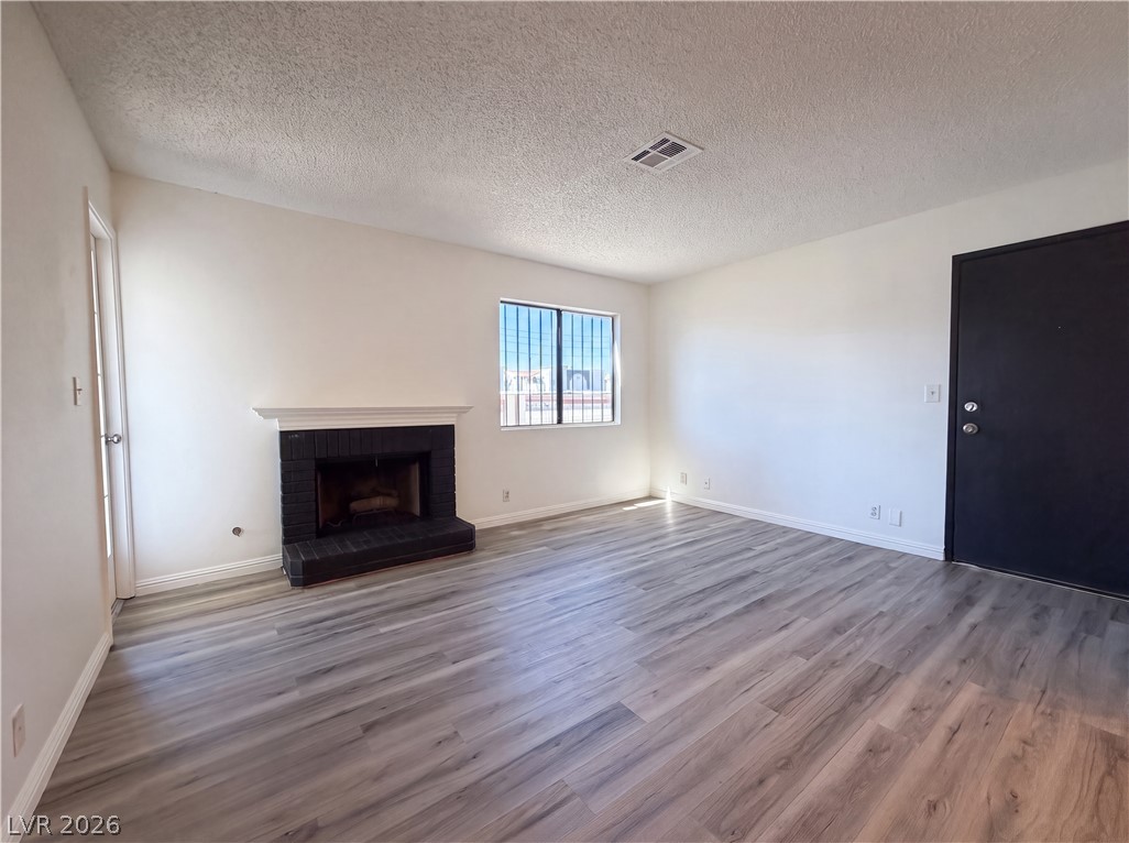 Photo 7 of 22, 1701 E Katie Avenue #83