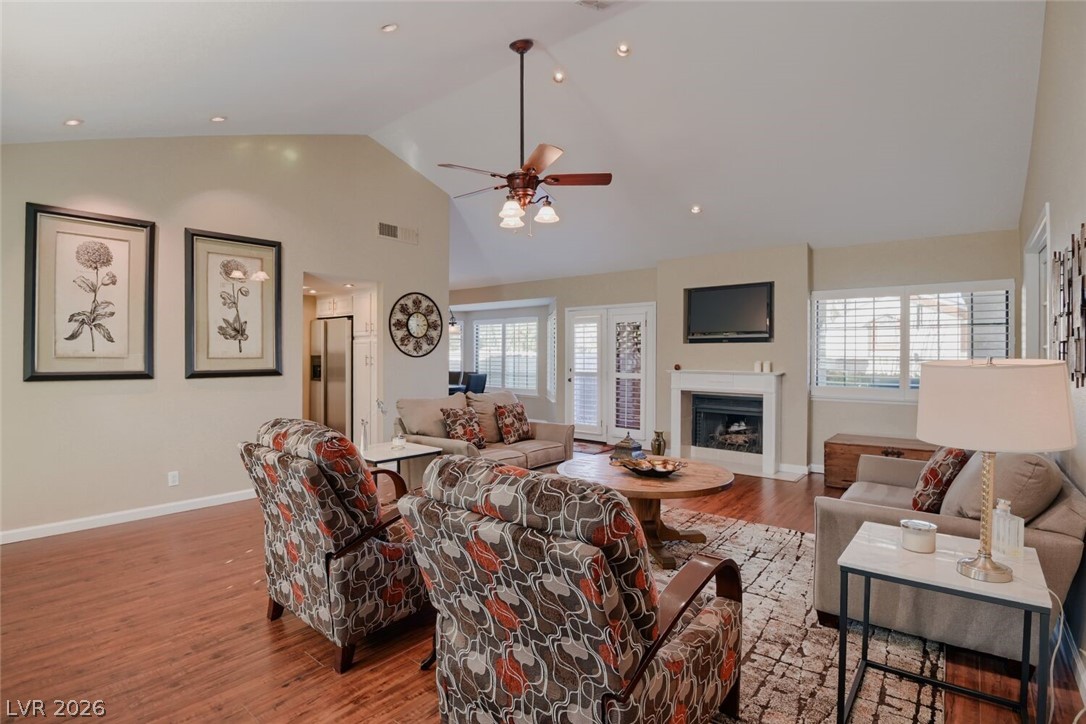 Photo 7 of 30, 3102 La Mancha Way