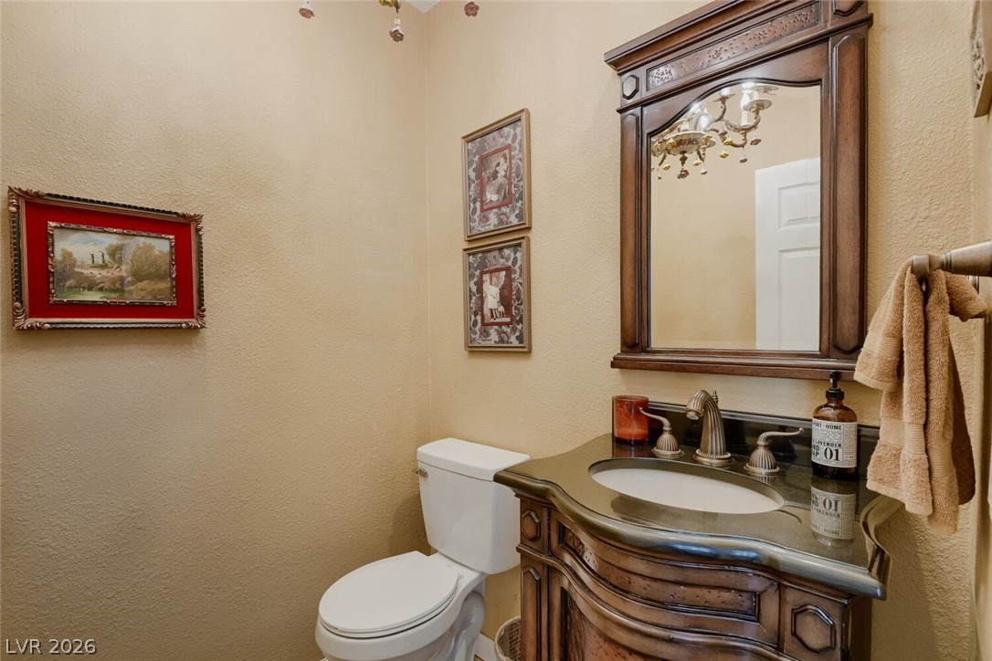 Photo 15 of 30, 3102 La Mancha Way