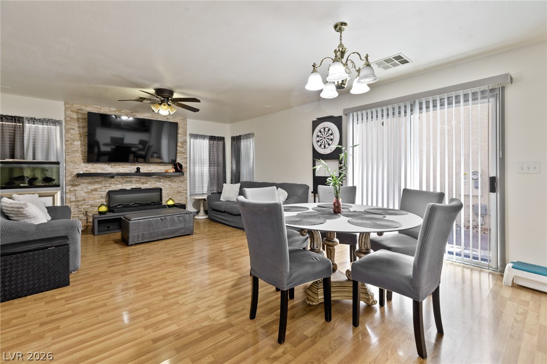 Photo 3 of 10260 Martinsburg Court