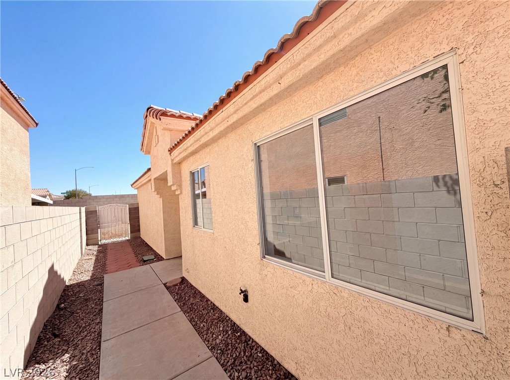 Photo 29 of 32, 9121 Indian Breeze Drive