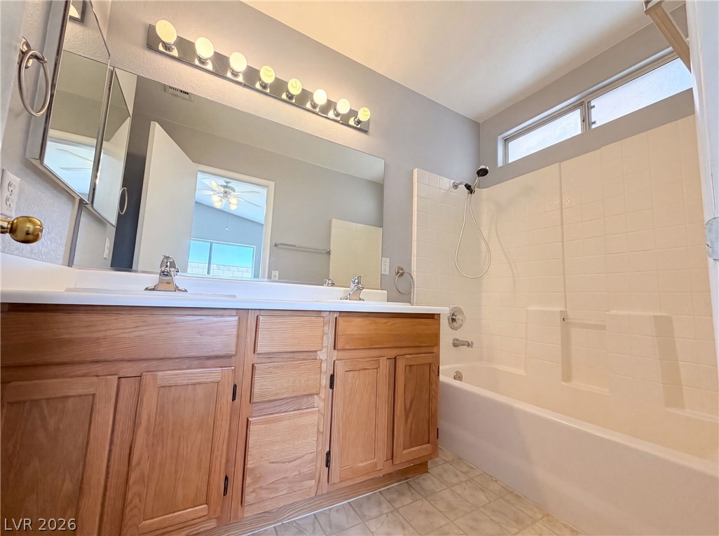 Photo 18 of 32, 9121 Indian Breeze Drive