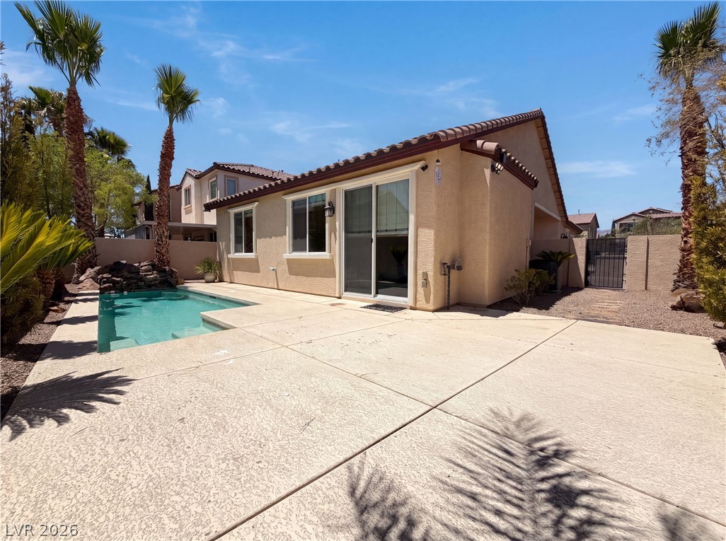 Photo 5 of 908 Baronet Drive