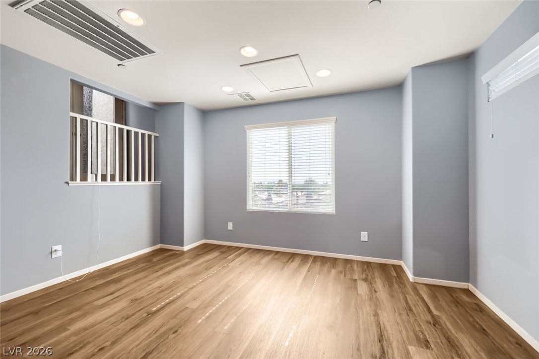 Photo 12 of 44, 9050 W Tropicana Avenue #1043