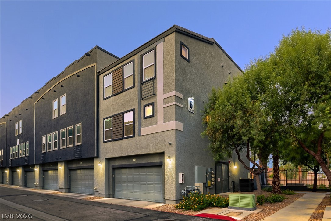 Photo 39 of 44, 9050 W Tropicana Avenue #1043