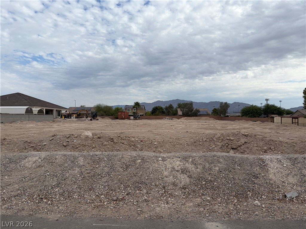 00 LA MADRE, North Las Vegas