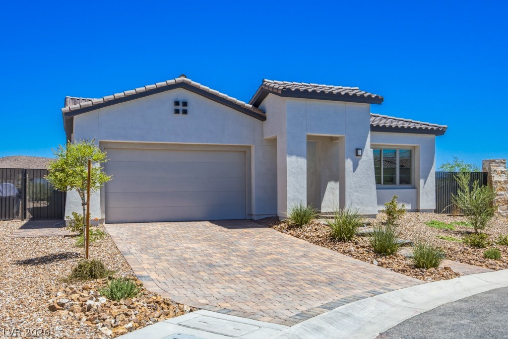 85 Crimson Stone Court, Henderson 89011