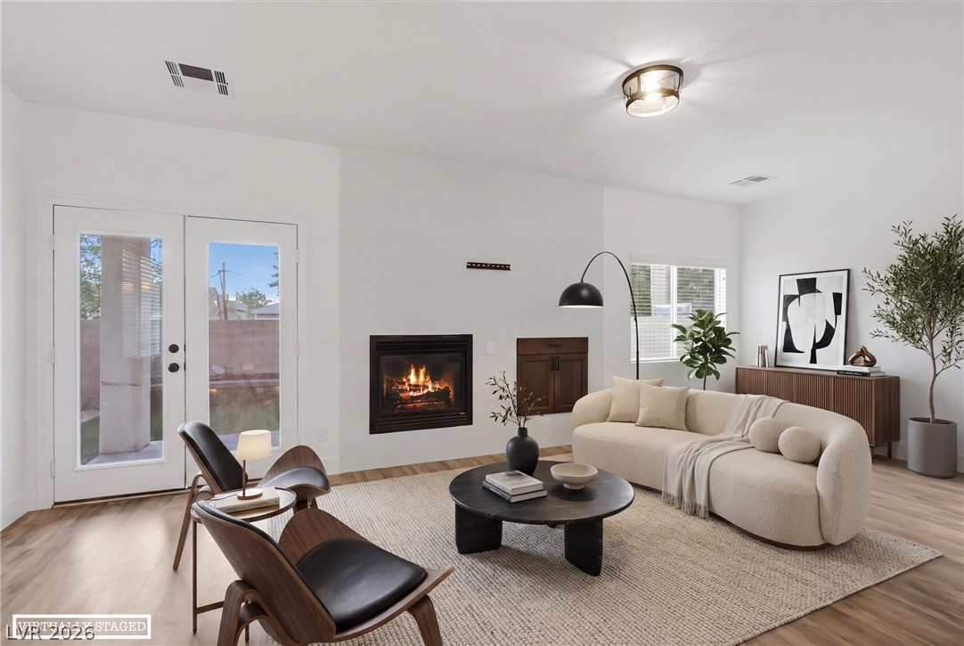 Photo 8 of 30, 10673 Petricola Street #103