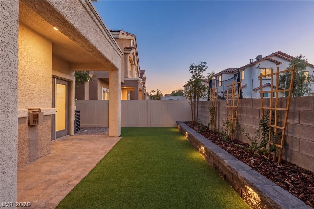 Photo 27 of 30, 10673 Petricola Street #103