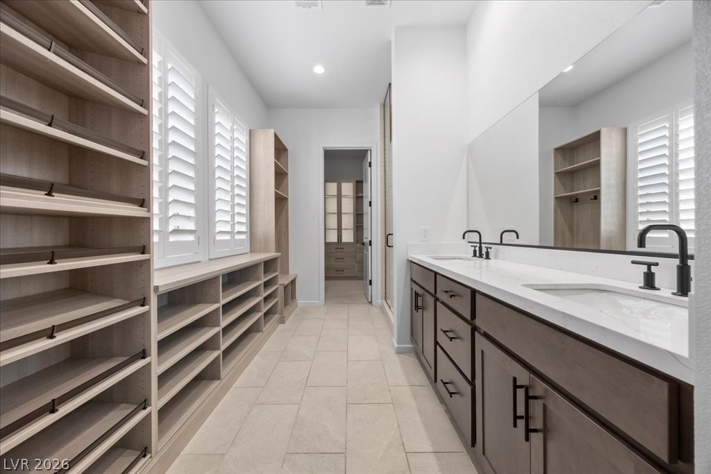 Photo 5 of 8971 Coastal Oaks Street