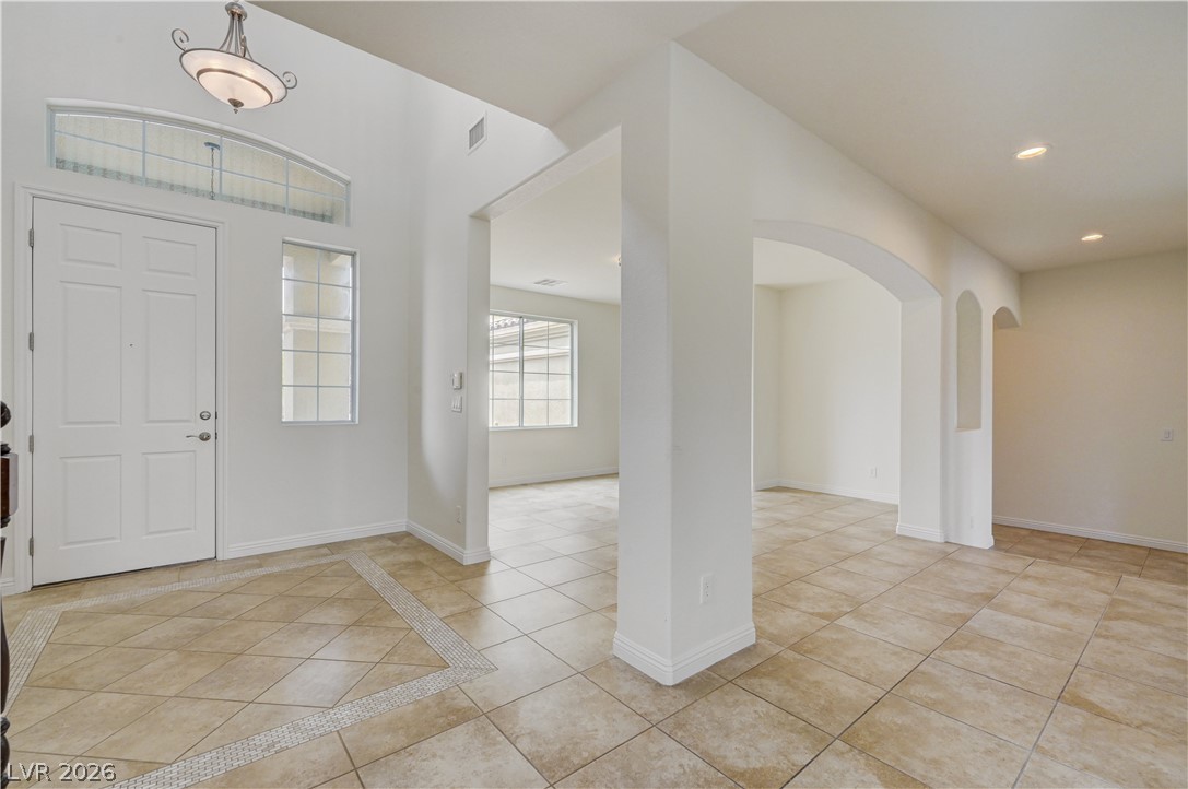 Photo 11 of 99, 5532 Collier Hills Street