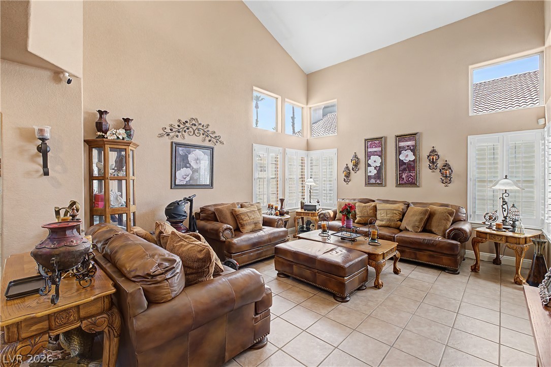 Photo 4 of 7821 Millhopper Avenue