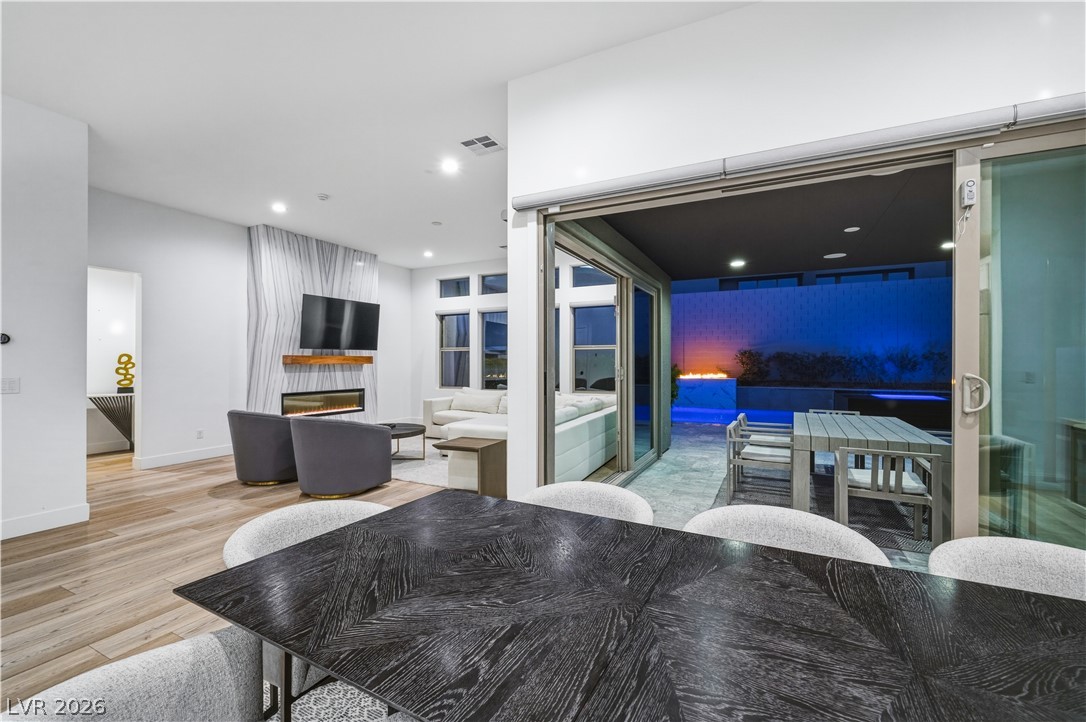 Photo 32 of 33, 6865 Stellar Wind Street