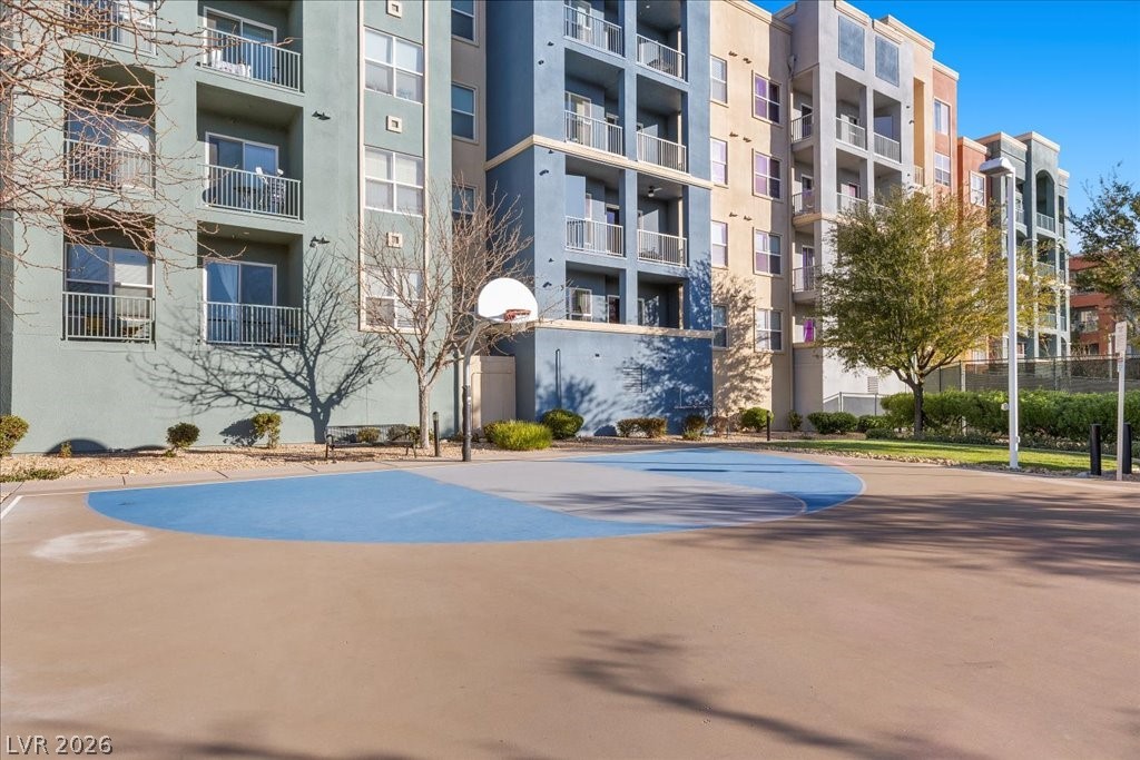 Photo 33 of 49, 62 E Serene Avenue #202