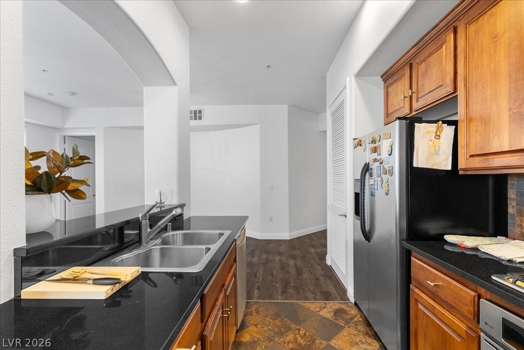 Photo 20 of 49, 62 E Serene Avenue #202
