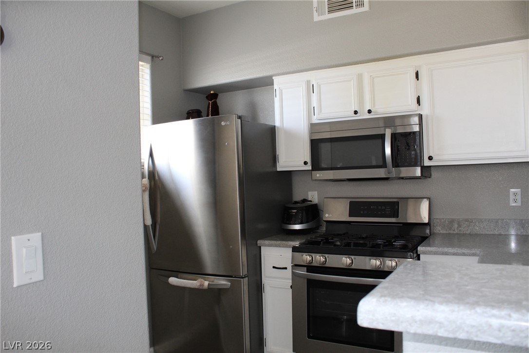 Photo 7 of 34, 9050 W Warm Springs Road #1018