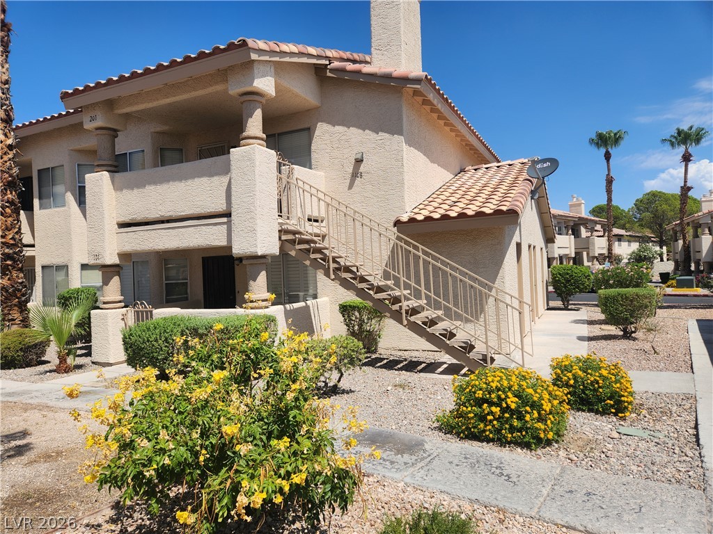 Photo 25 of 27, 1108 N Cimarron Road #101