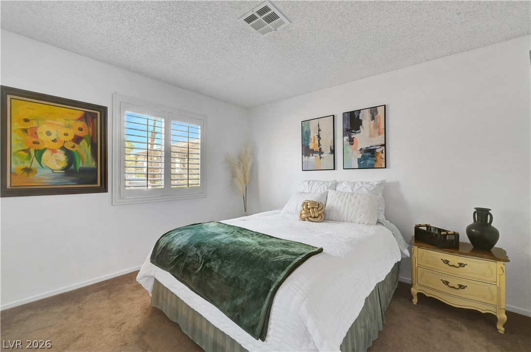 Photo 19 of 27, 1108 N Cimarron Road #101