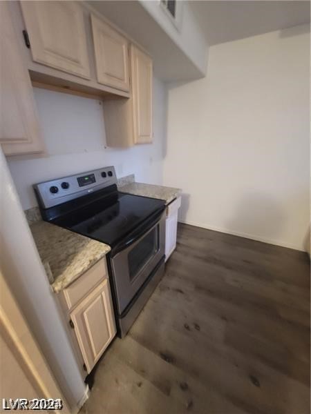 Photo 11 of 34, 555 E Silverado Ranch Boulevard #1123