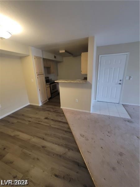 Photo 13 of 34, 555 E Silverado Ranch Boulevard #1123