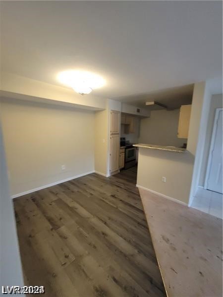 Photo 14 of 34, 555 E Silverado Ranch Boulevard #1123