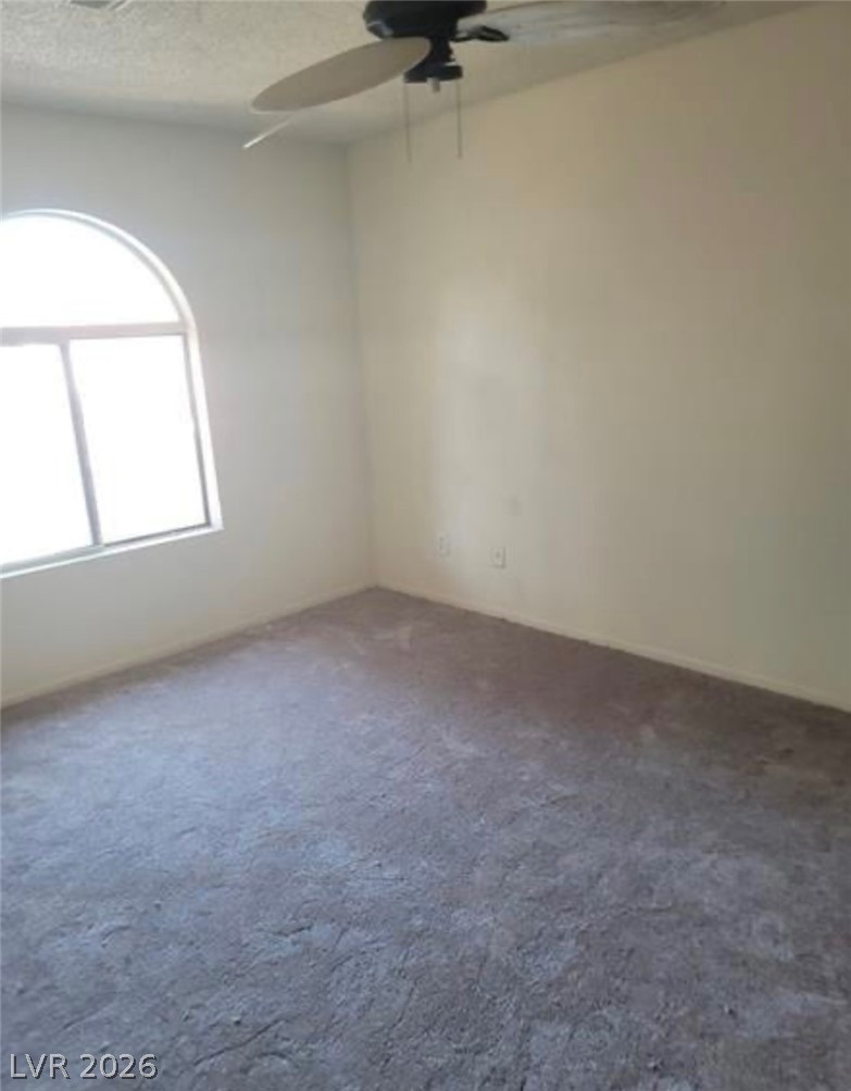 Photo 15 of 17, 2995 E Sunset Road #237